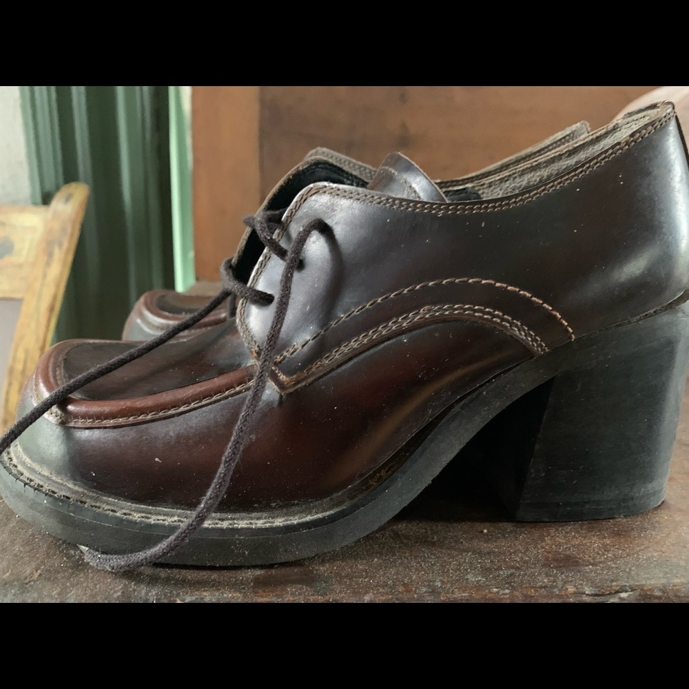 Vintage Steve Madden chunky heels